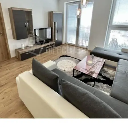 Apartman Brand New Szered